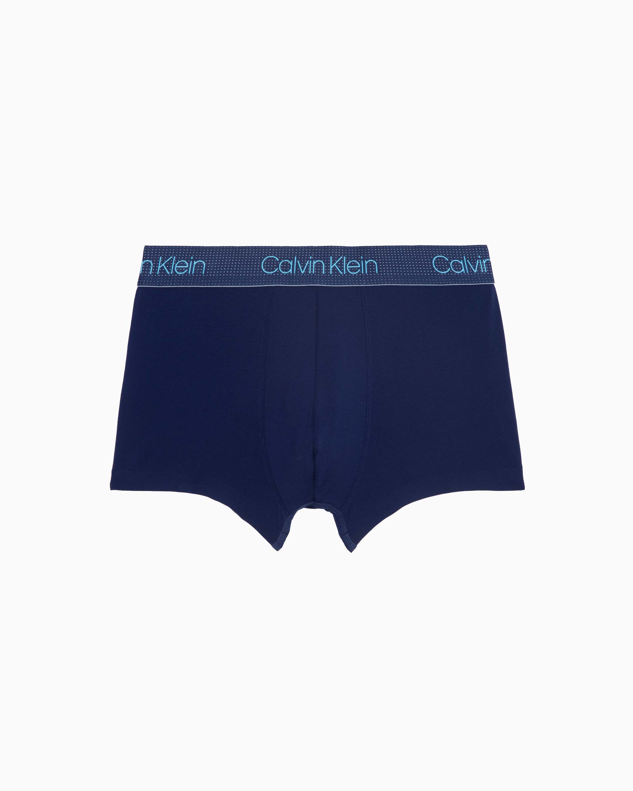 Calvin klein air fx trunk clearance